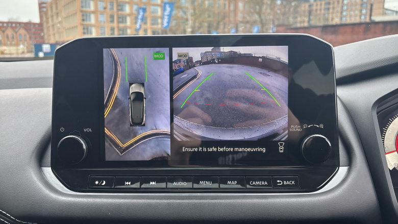 Nissan Qashqai 1.3 DiG-T MH 158 Premiere Edition 5dr Xtronic Petrol Hatchback